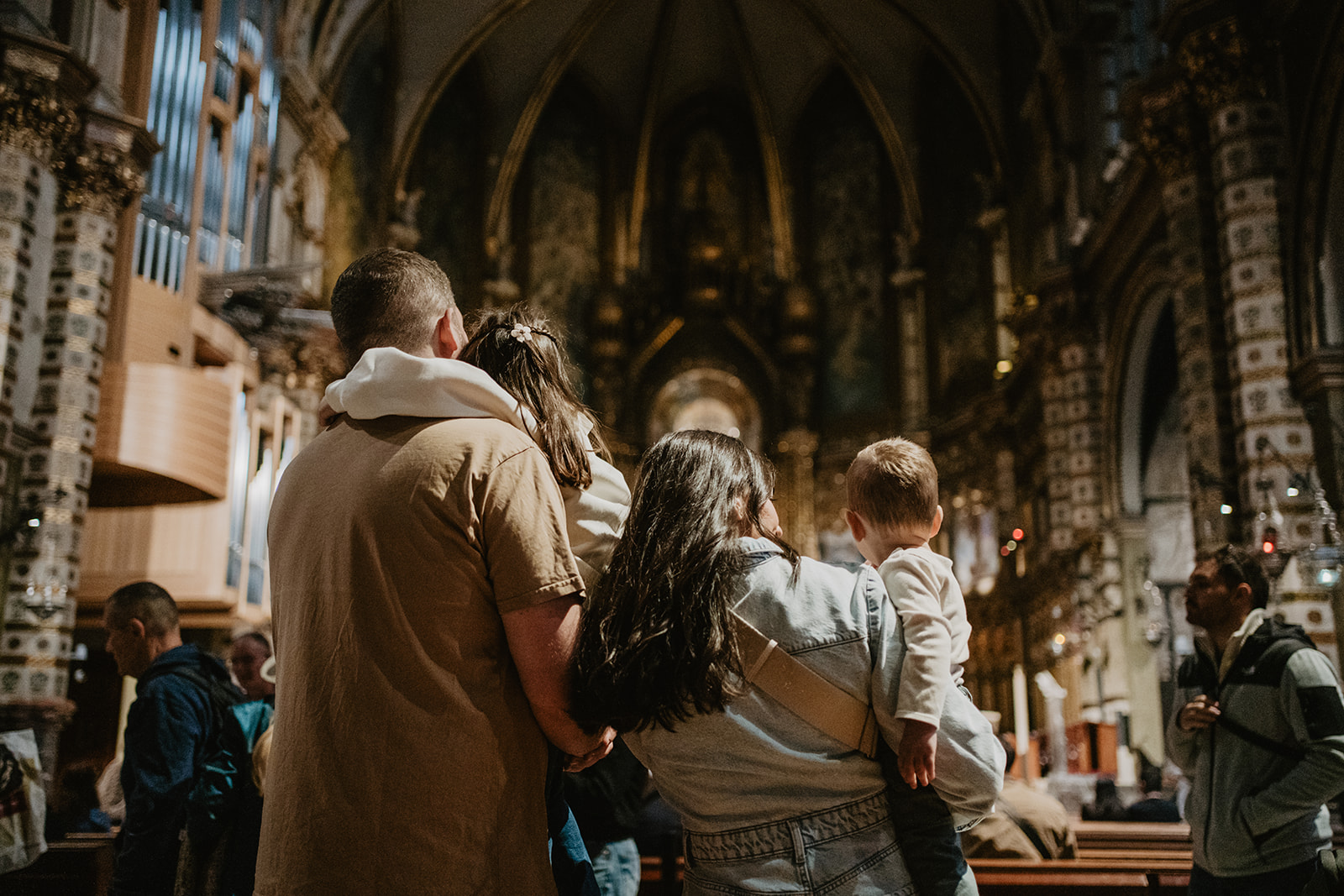 Basilica-Montserrat-Familia
